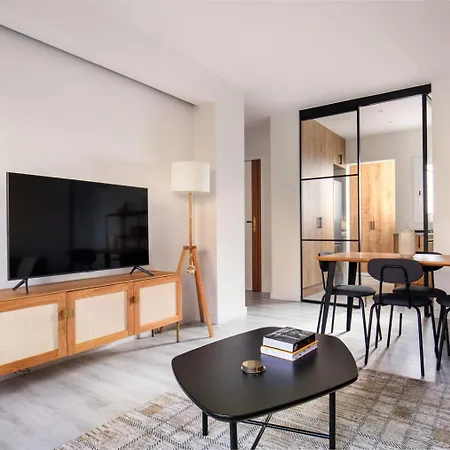 Apartment Blueground Galvany Balcony Bcn-114 *